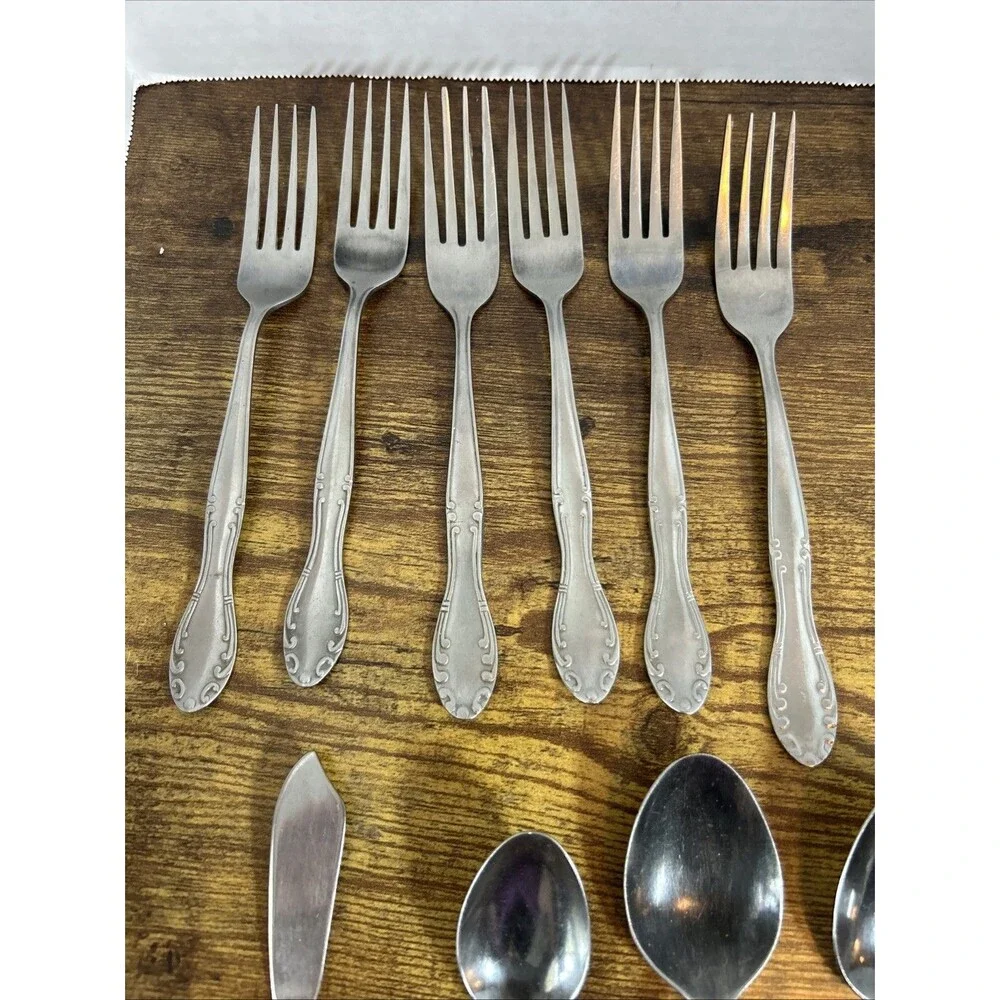 Hampton Hall Carolyn Stainless Flatware Mixed Lot 23 Pc Replacement Set Vintage